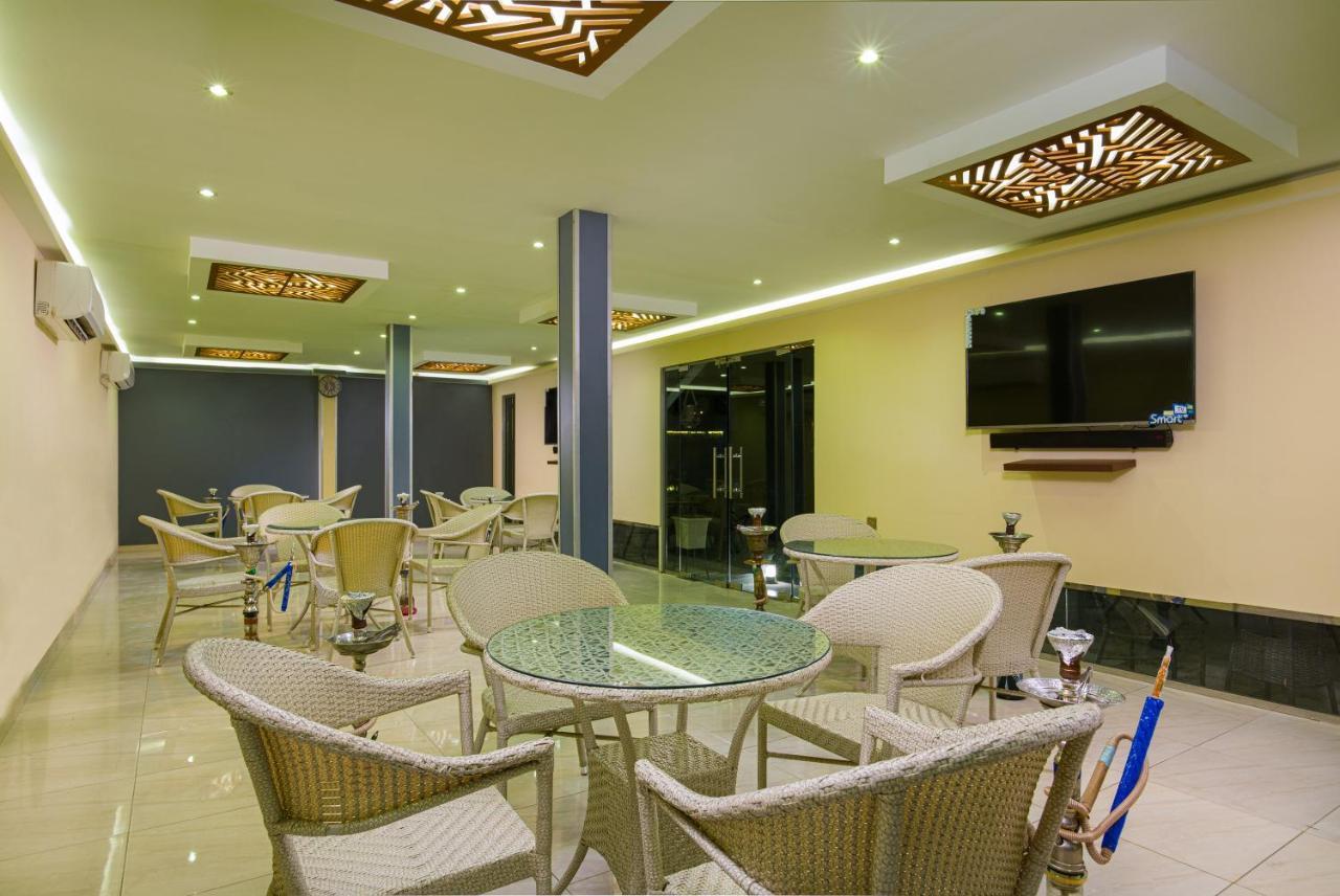 City Hotel Дукм Екстер'єр фото